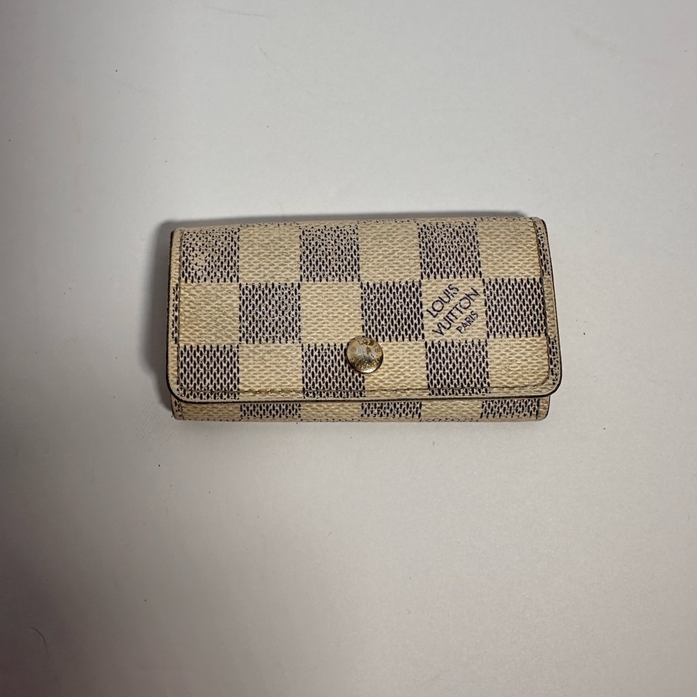 Louis Vuitton Cream and Gray Key Card Holder